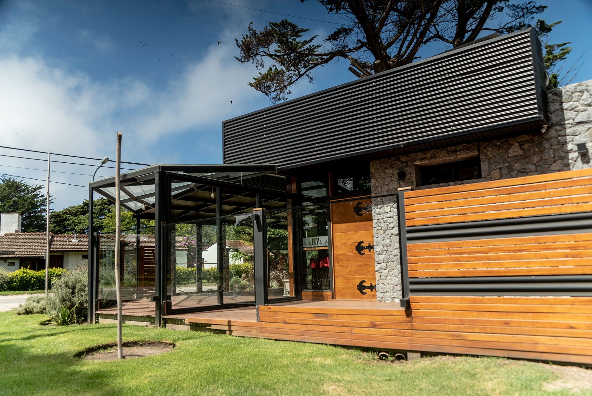 Portada de la entrada